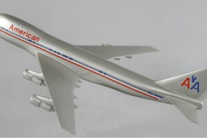 American Airlines Boeing 747-100 Luxury Liner