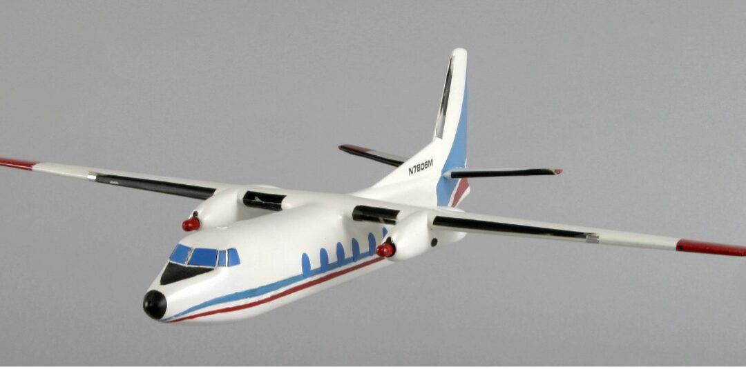 Ross Aviation Fairchild Hiller FH-227 Cargonaut