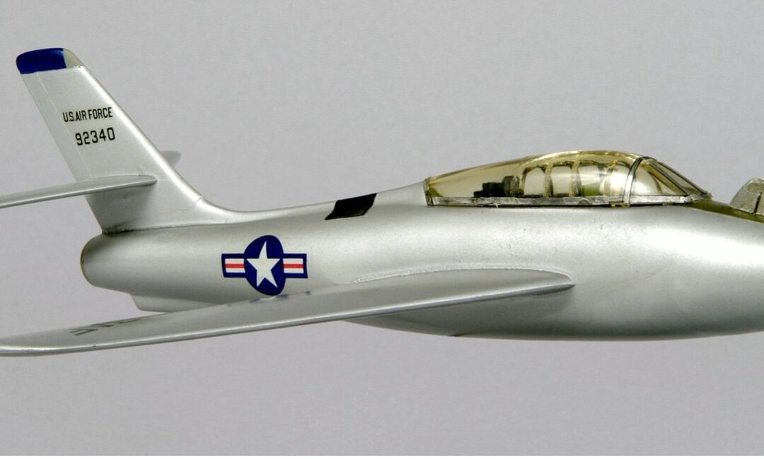 USAF 4925 TG (A) Republic YRF-84F FICON