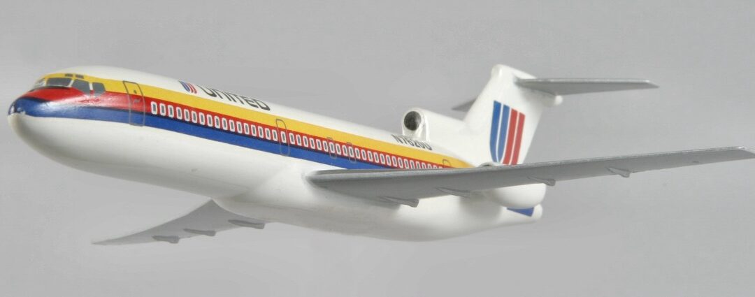 United Airlines Boeing 727-100 Peanut One