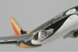 Southwest Airlines Boeing 737-300 Shamu One